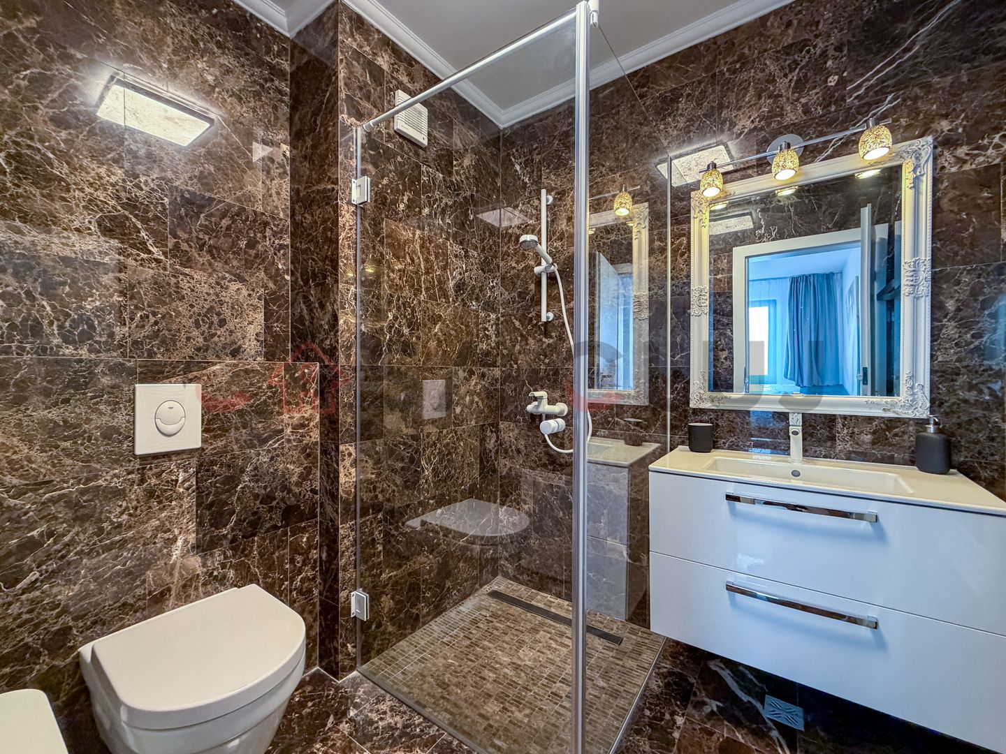 3 camere cu vedere la lac, zona Iulius Mall - Poză 11