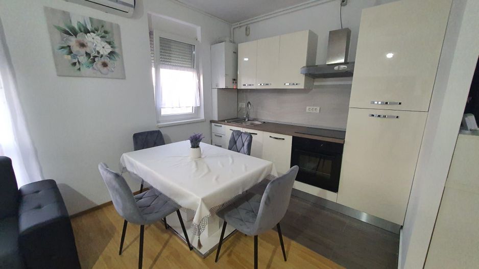 Lipovei | 3 Camere | 2 Bai | Loc de Parcare - Poză 4