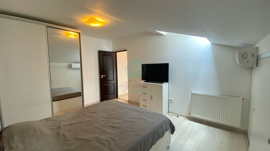 Duplex cu CENTRALA PROPRIE in zona Mall Vitan - Poză 8