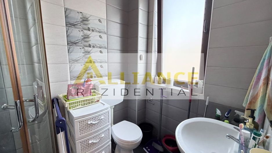 Duplex - 4 camere - 2 bai - 258mp teren - Poză 15
