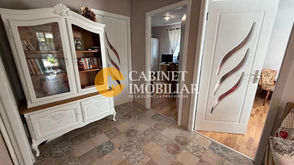 Aroneanu - Casa la asfalt - 420mp teren - 3 camere - Canalizare - Poză 12