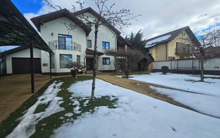 Vilă spațioasă Strejnicu S+P+1E+M, 8 camere, garaj, teren 595 mp - Poză 1