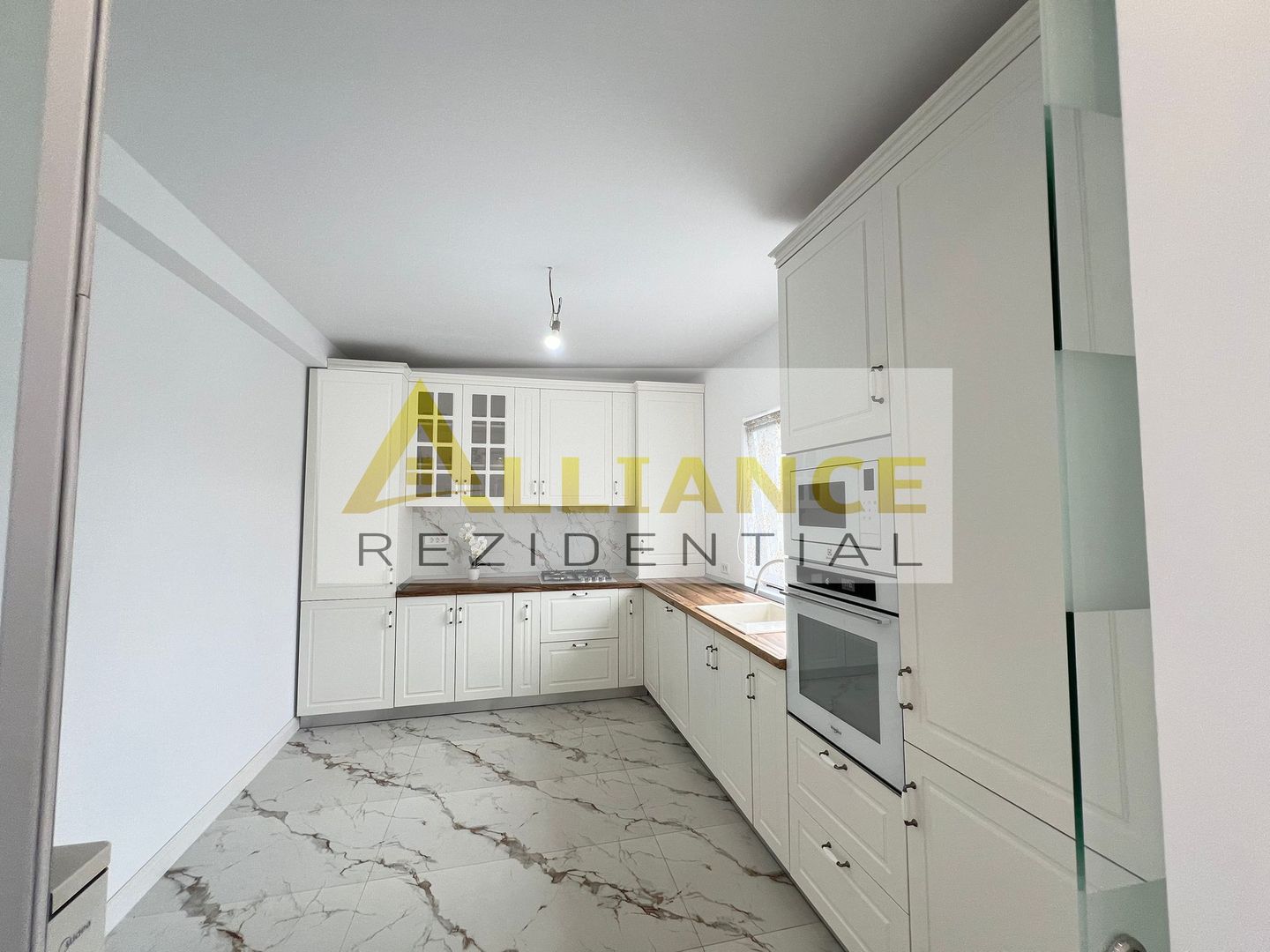 Vila mediteraneana - 4 camere - 2 bai - beci- incalzire pardoseala - Poză 10
