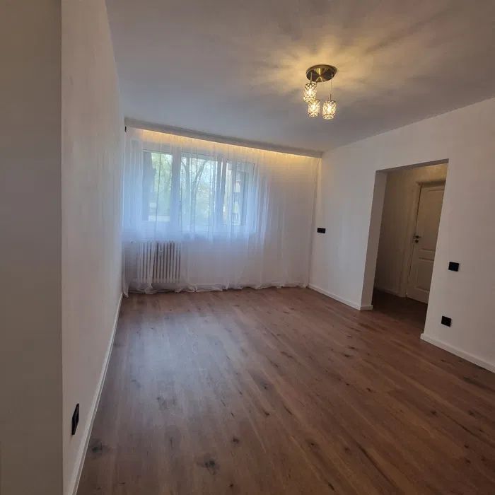 APARTAMENT 2 CAMERE 1 MAI | METROU - Poză 3