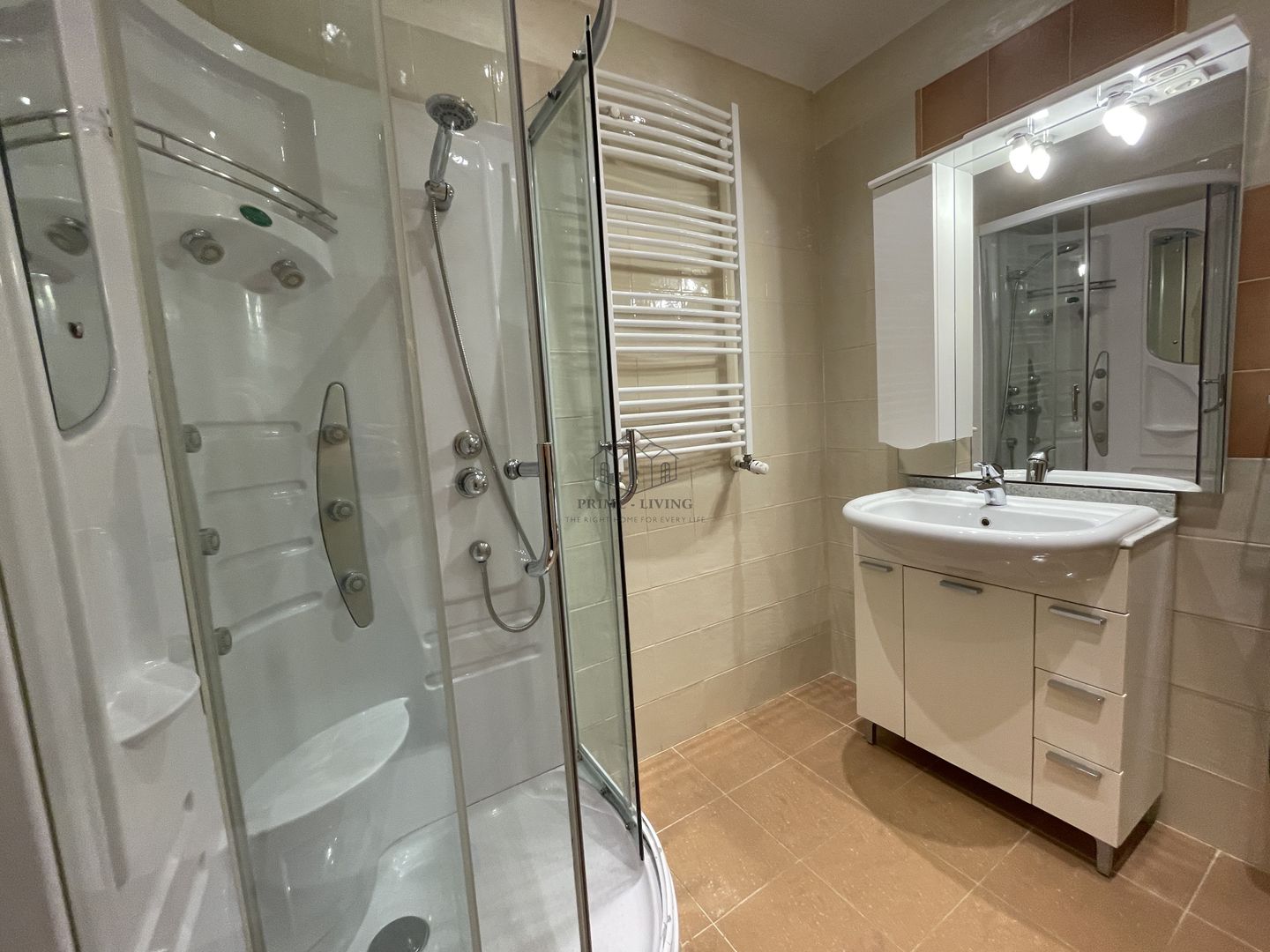 APARTAMENT CU 3 CAMERE, PARTER CU GRADINA LA INCHIRIERE IN COMPLEX - Poză 17