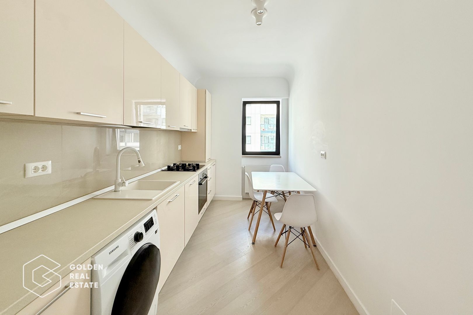 Studio la cheie Pipera, Cortina North, etaj 5,  mobilat și utilat - Poză 5