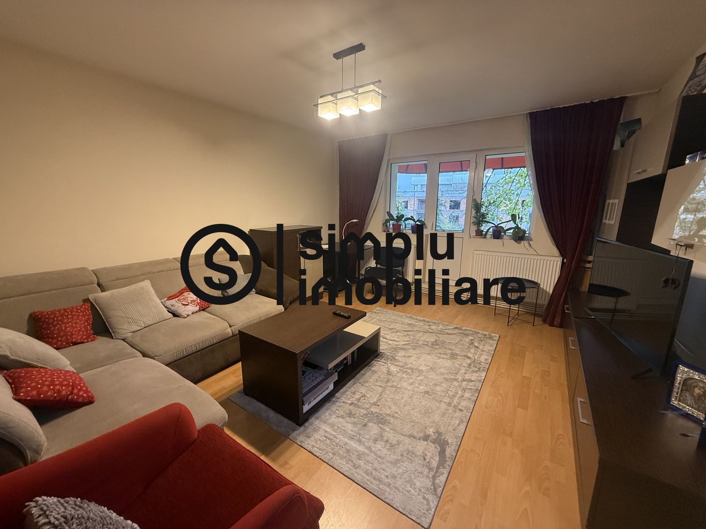 Apartament 3 camere decomandate Central et 2/4 - Poză 1