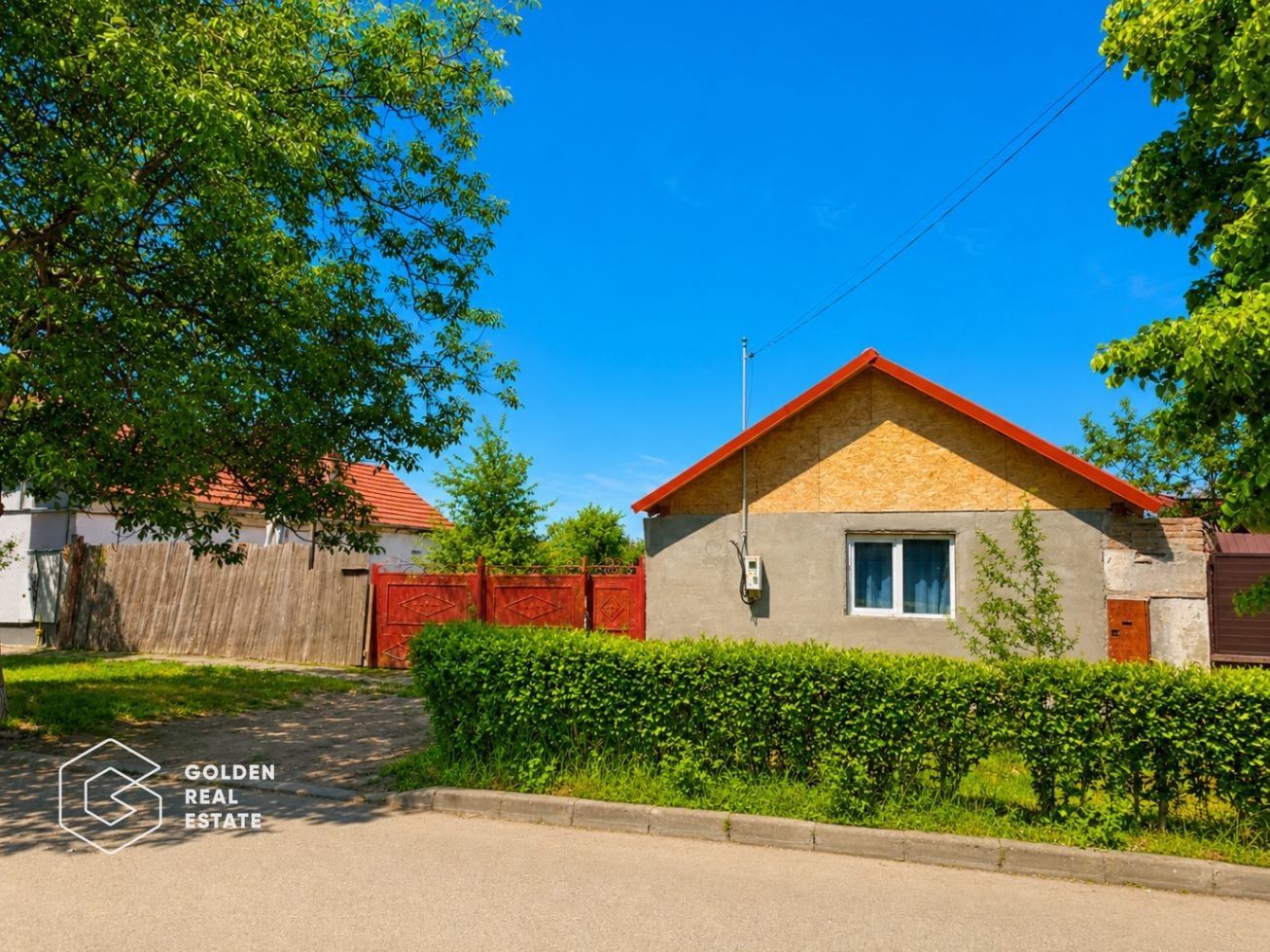 Casa cu 3 camere in Sinicolau Mic, teren 400 mp - Poză 1