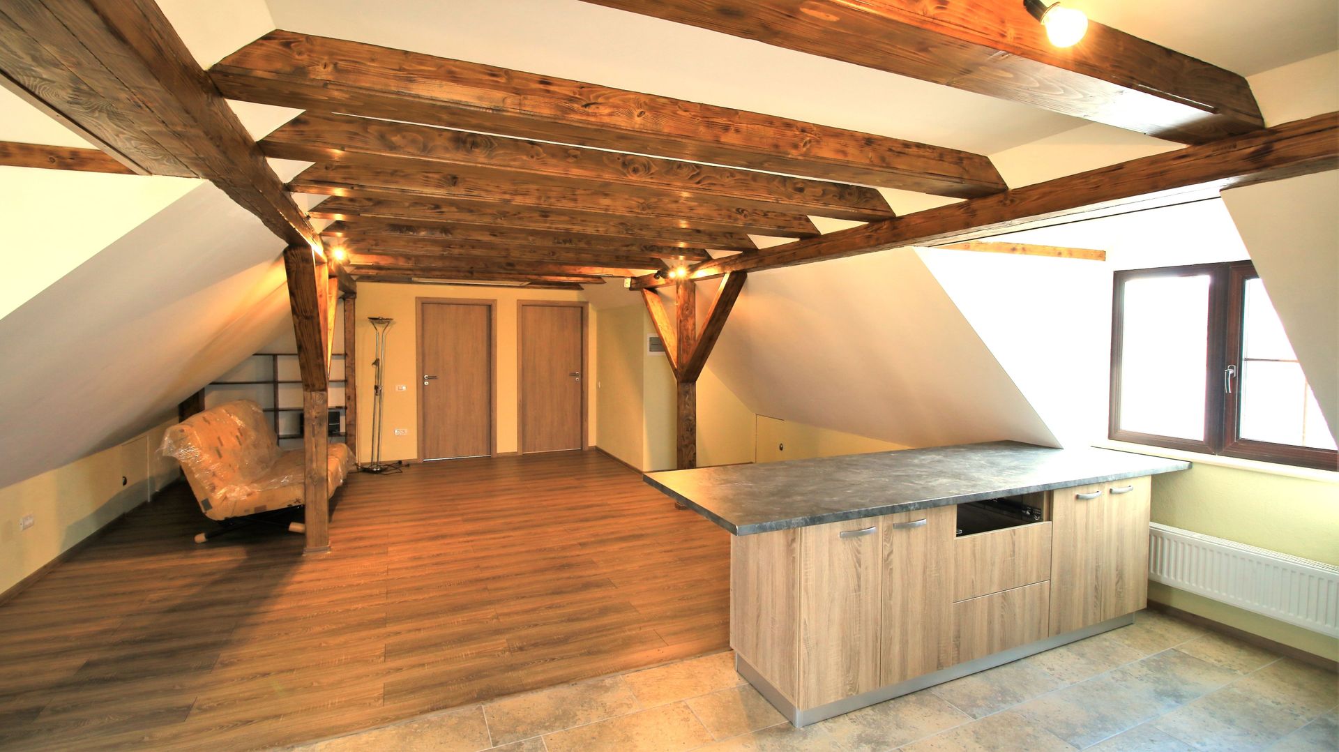 Apartament in casa nouă - la prima inchiriere - Poză 5