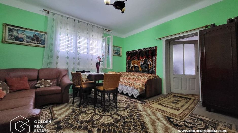 Casa mare, 3 corpuri de cladire, sat Lalasint - Poză 3