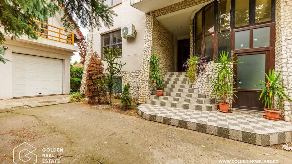 Oportunitate de investiție, vila pretabila pentru  afacere de familie - Poză 40