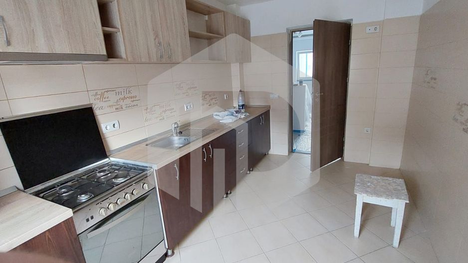 Apartament 3 camere de inchiriat in Selimbar-Recent renovat - Poză 2