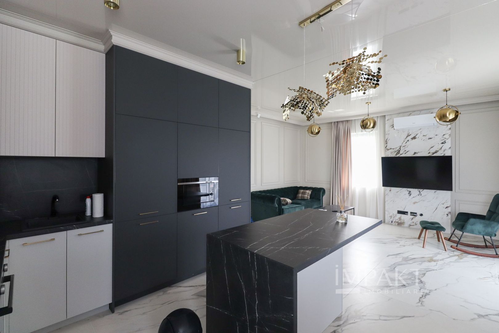 Oportunitate investitie! Vanzare casa cu 3 apartamente in Europa! - Poză 13