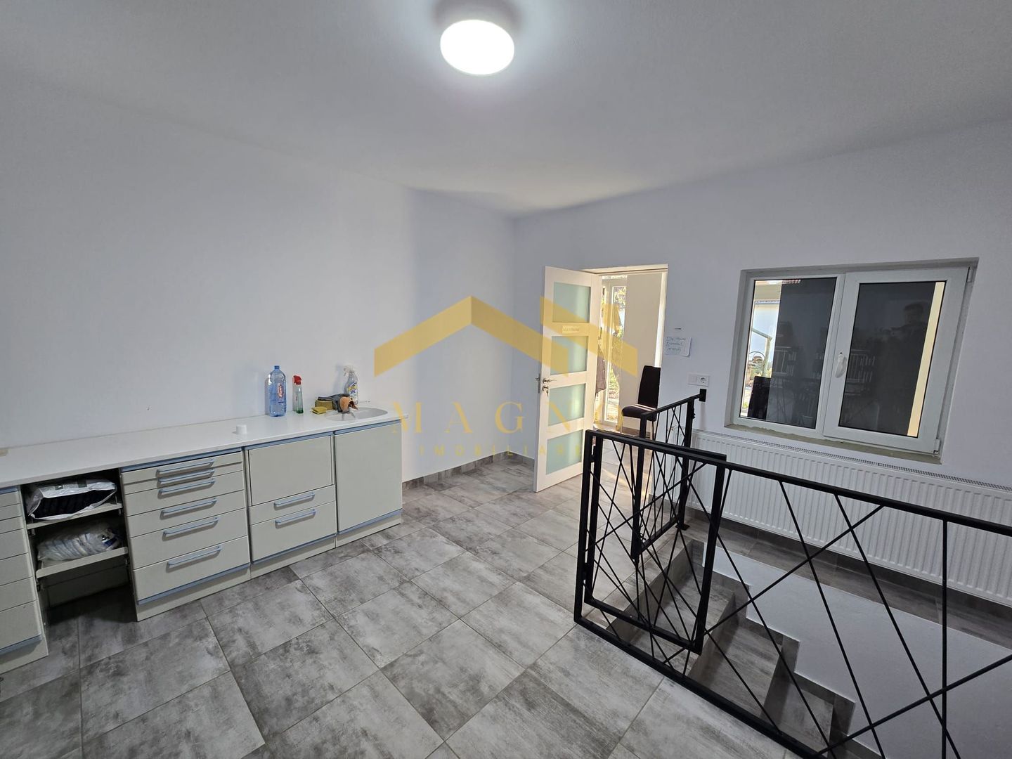 Casa de inchiriat in Vladimirescu (pretabil pentru Birou,Cabinet etc.) - Poză 16