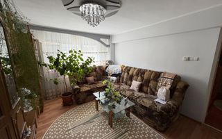 Apartament 2 camere, decomandat  - Cugir - Poză 10