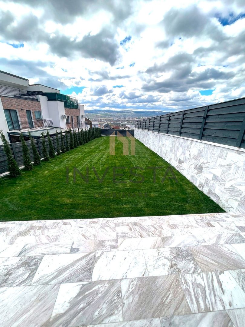 Casa moderna cu priveliste asupra orasului, terasa cu jacuzzi, Iris - Poză 4