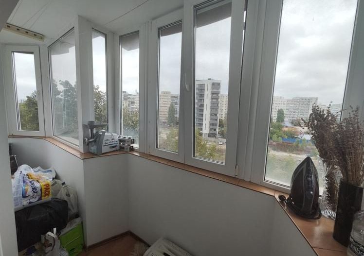 Vanzare Apartament 2 camere , 65mp, bloc 1990– 2 minute Metrou Costin Georgian - Poză 13