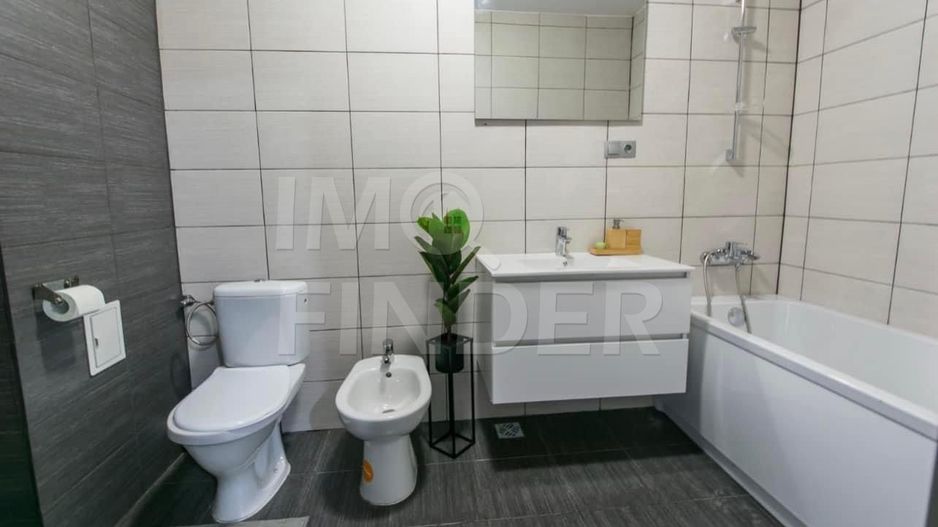 Vanzare apartament 3 camere, predare la cheie, Riviera Residence - Poză 9