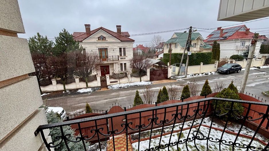 Chirie, casă, 3 camere, strada Sergiu Radautanu Codru - Poză 5