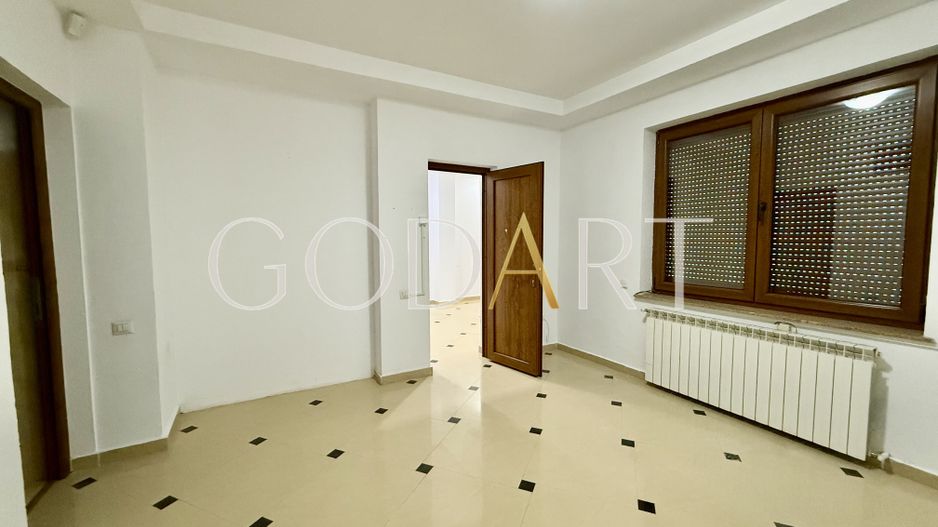 VILA ELEGANTA | CARTIERUL DOMENII - Poză 3