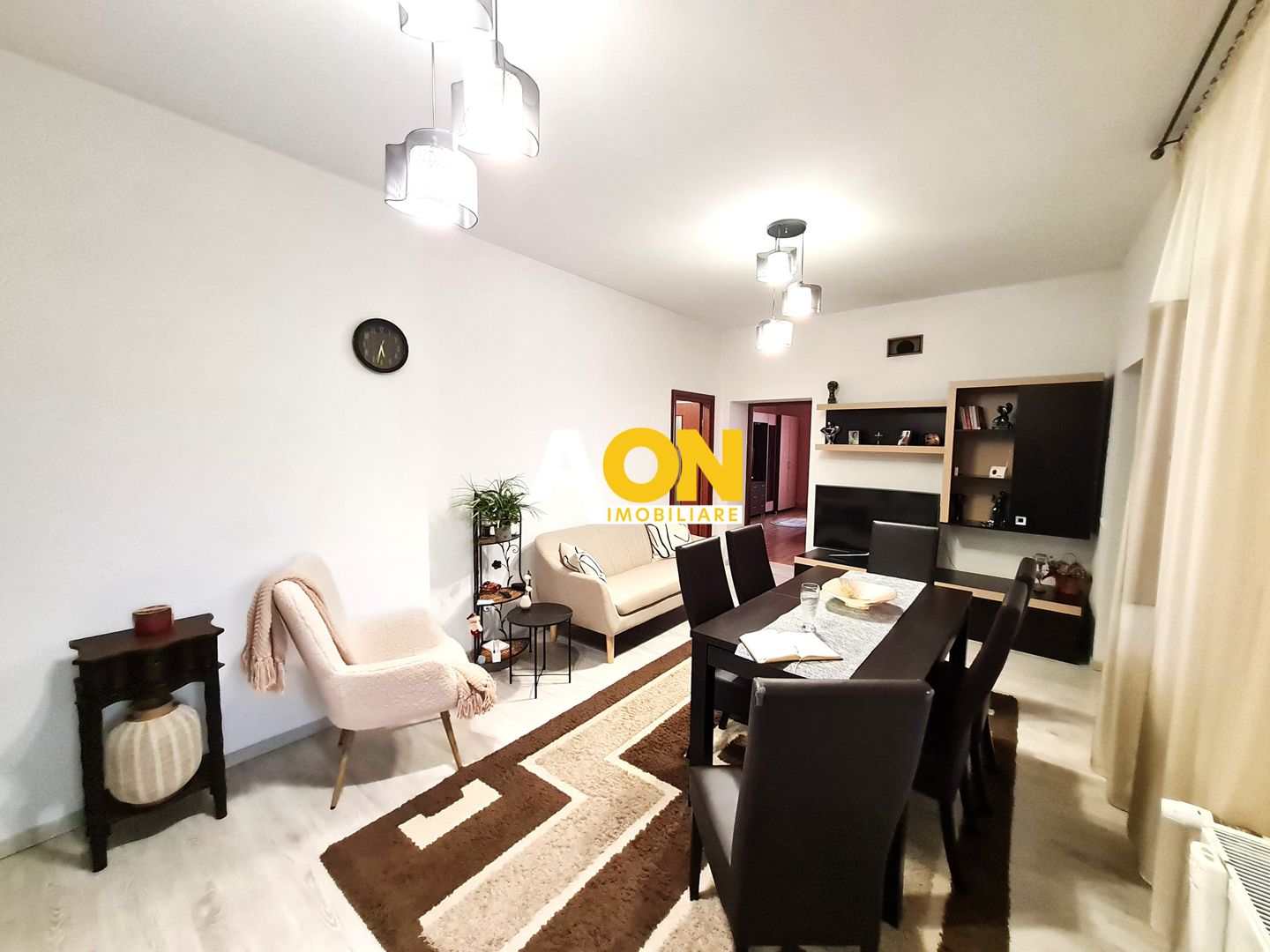 Casa 6 Camere, 160 mp, Teren 410 mp, Zona Centru - Poză 2