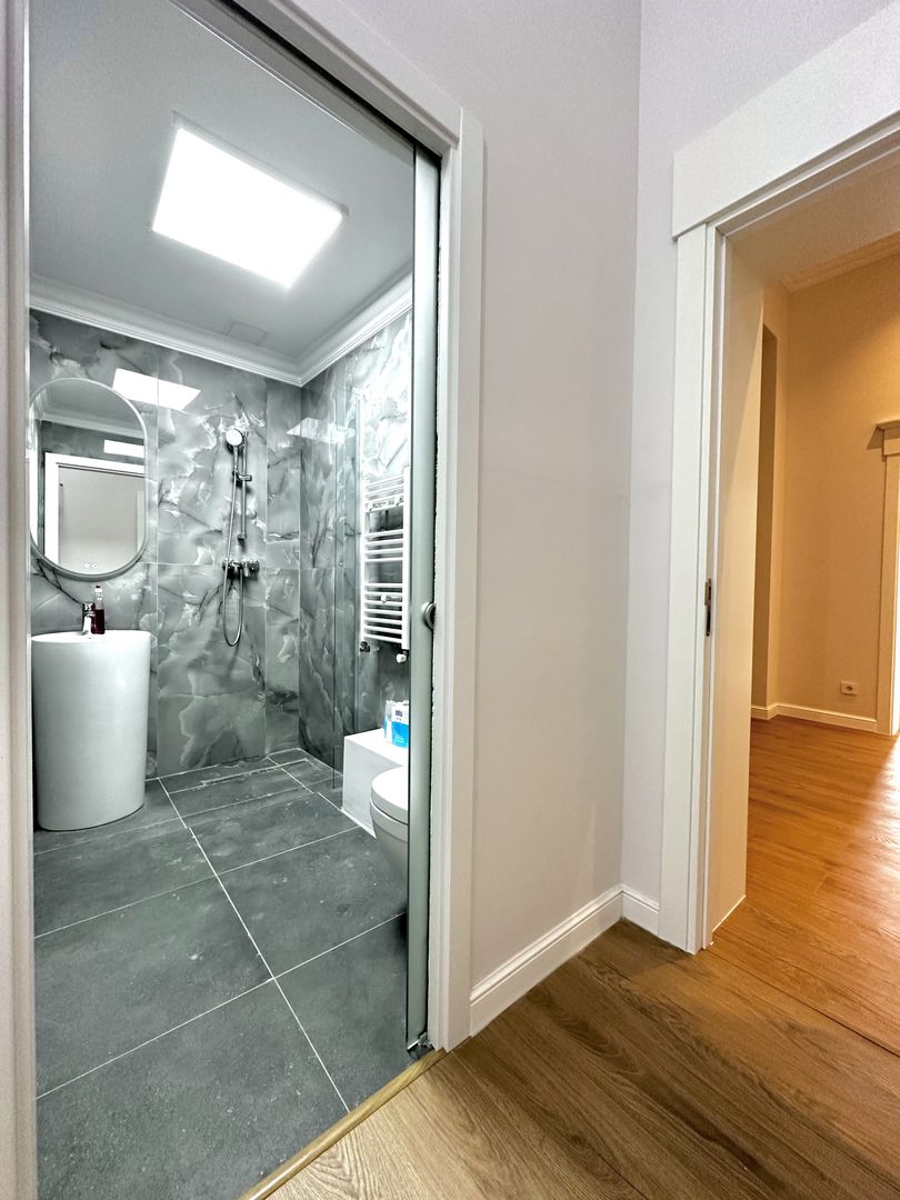 Magheru: 5 camere cu băi proprii – ideal business sau birouri - Poză 11