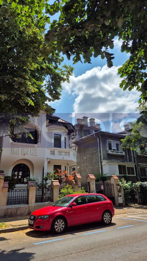 INCHIRIERE VILA INTERBELICA | CAPITALE | 360 MP | RESTAURATA | - Poză 13