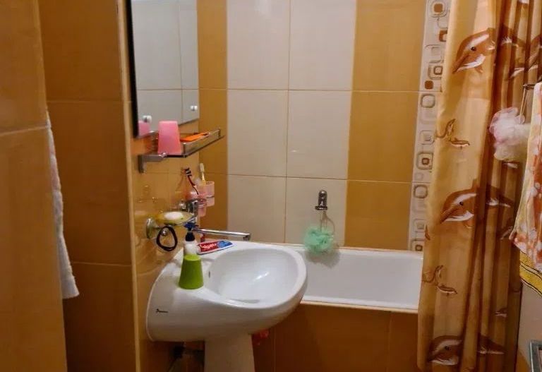 Ag EUROPA vinde ap. 4 cam. in Micro 16 la etajul 3 FINISAT si MOBILAT. - Poză 7