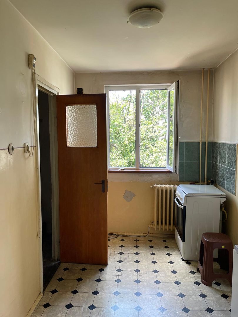 Apartament de 4 camere decomandate - Aleea Costinesti - Poză 31