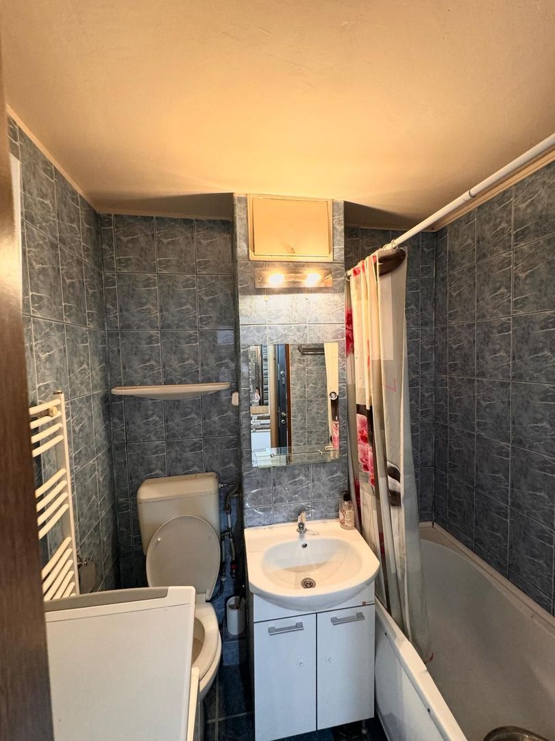 Apartament cu trei camere de vanzare-zona Dacia - Poză 9