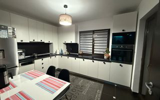 Vila - 5 camere - 2 bai - 580mp teren - mobilata complet - Poză 6