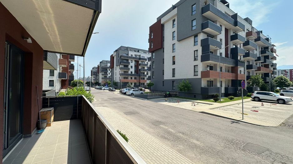 Vindem garsoniera complet mobilata si utilata parter Avantgarden 3 faza 4 - Poză 5