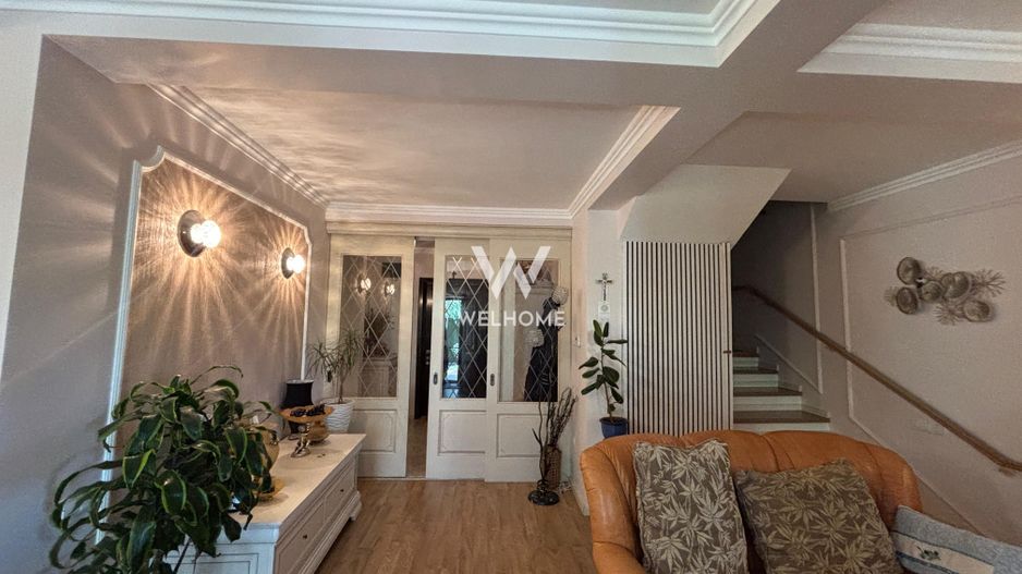 Casă amenajată de designer, garaj și pod locuibil - Șelimbăr - Poză 27