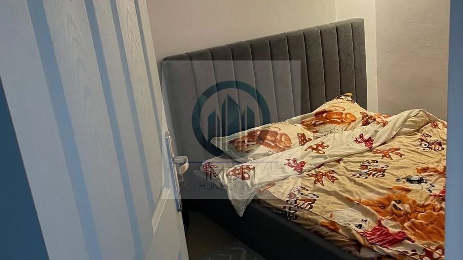 Investiție sigura, zona excelenta–Pensiune funcționala, Str.Horea Deva - Poză 2