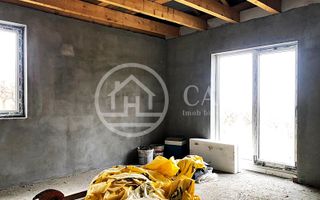 Casa de vanzare cu 4 camere pe str. Izvorului, zona Saldabagiu, Oradea - Poză 10