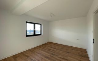 Duplex despartit prin camera tehnica - finisaje premium - Poză 15