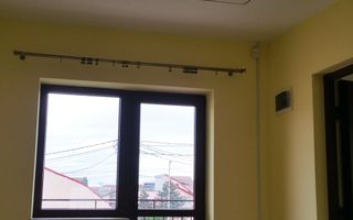 Casa de închiriat cu hală și curte generoasă – ideală pentru sediu fir - Poză 4