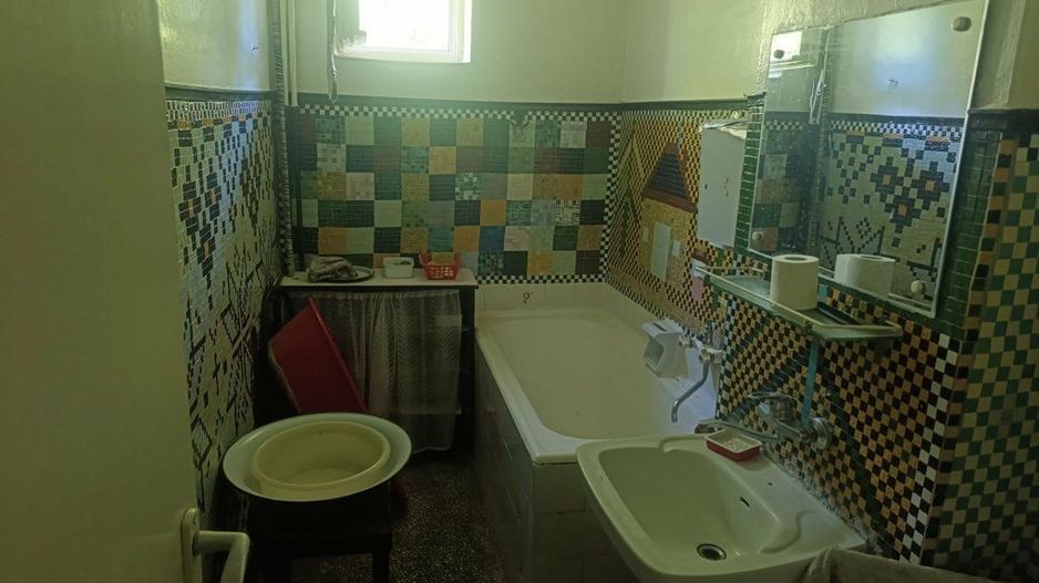 BRASADAS vinde ap 2 cam etaj 3/4 pe Careiului. - Poză 2