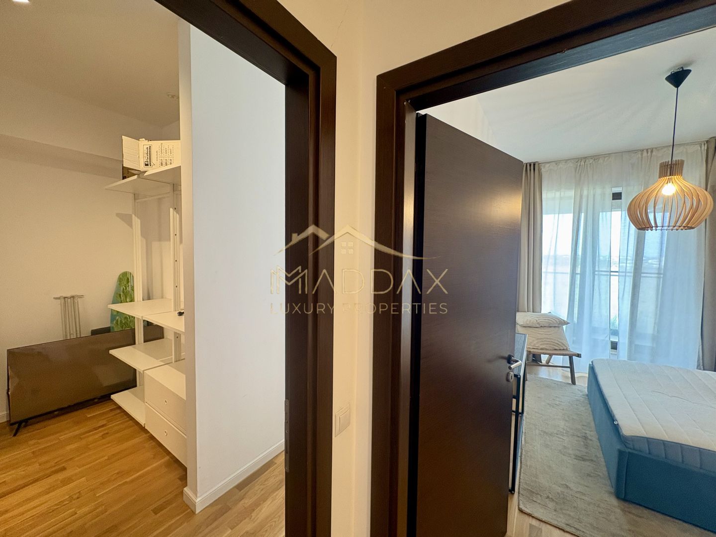 APARTAMENT de LUX cu 3 CAMERE cu Terasa si loc de parcare - Poză 18