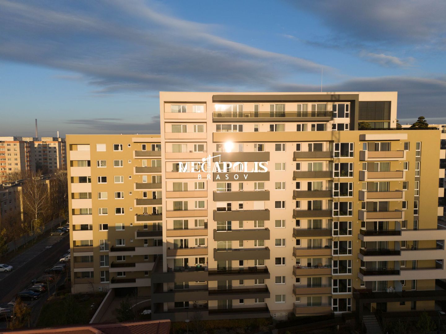 Urban Plaza - Poză 15