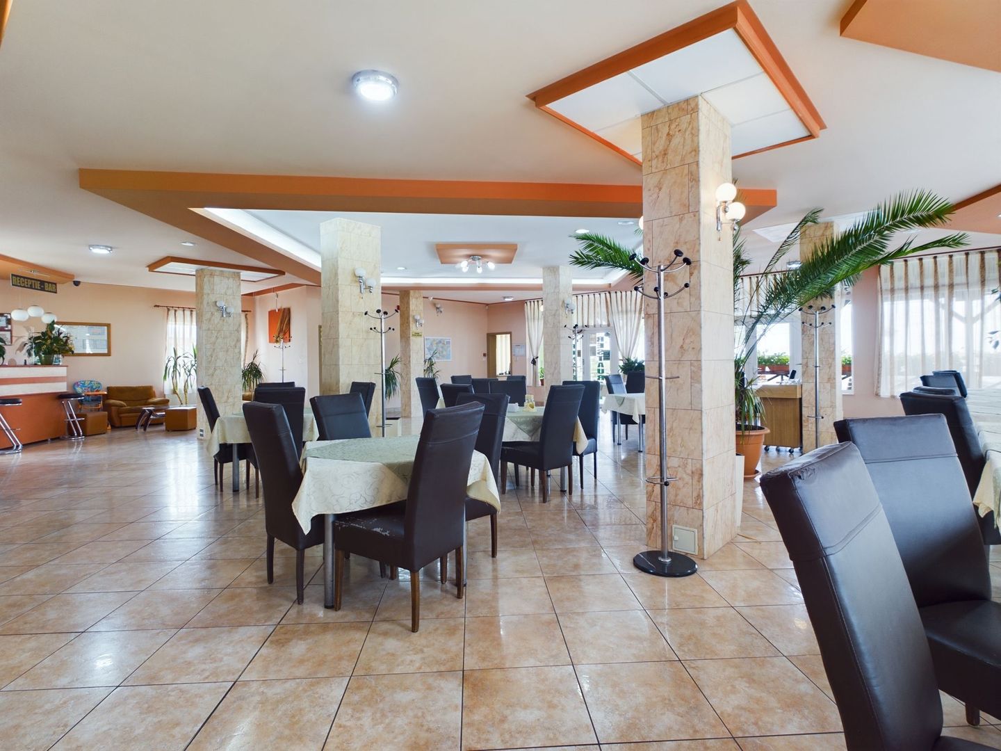 Pensiune in Arad (Vladimirescu) pe DN7 - Poză 8