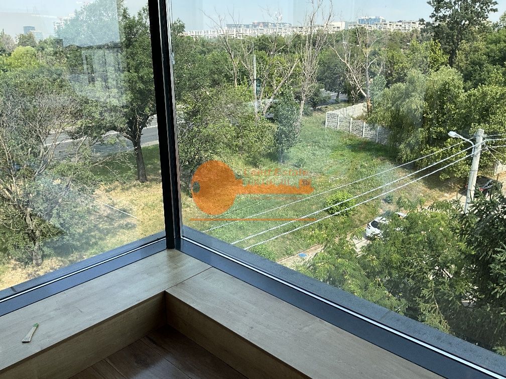 4 camere LAcul Tei ( parcare ) - Poză 6