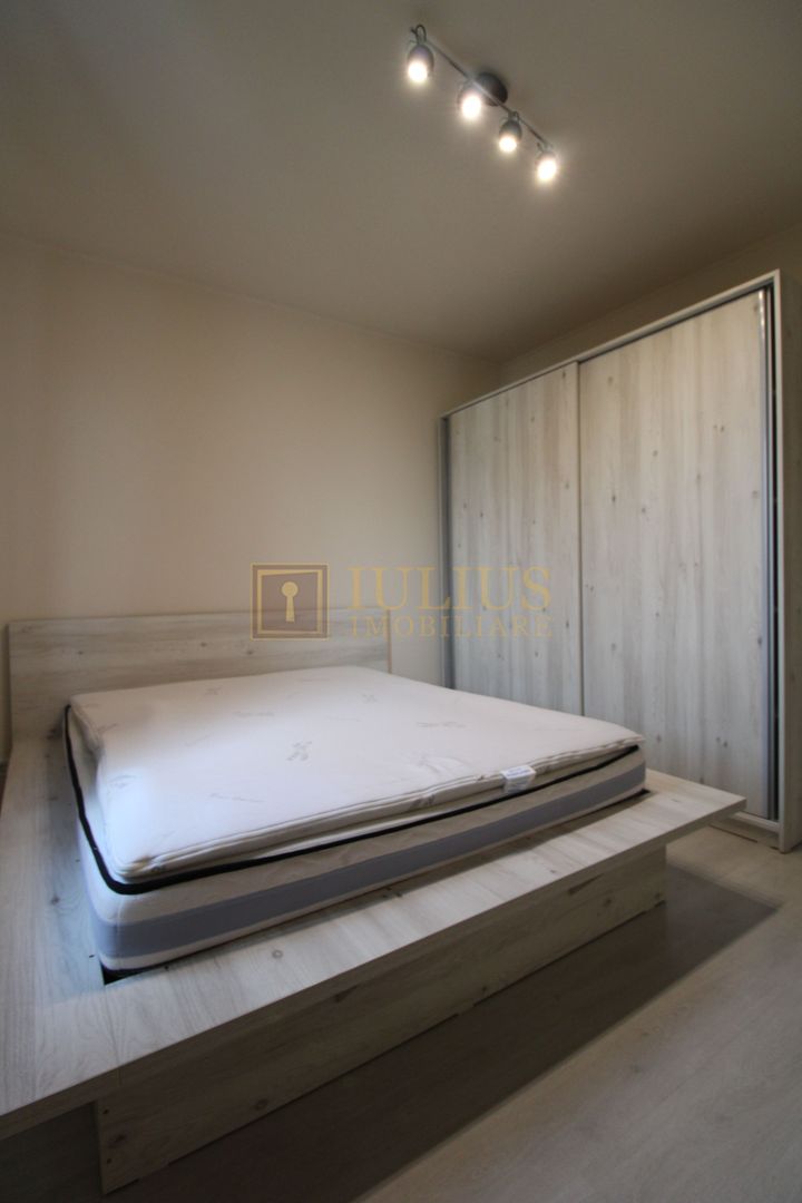 Casa Giroc, 4 camere, 2 bai, curte interioara. - Poză 16