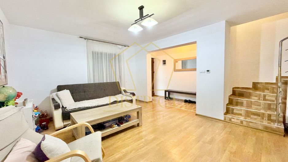 Duplex cu 4 camere si 2 bai complet mobilat si utilat in Giroc langa Zone 2. - Poză 3