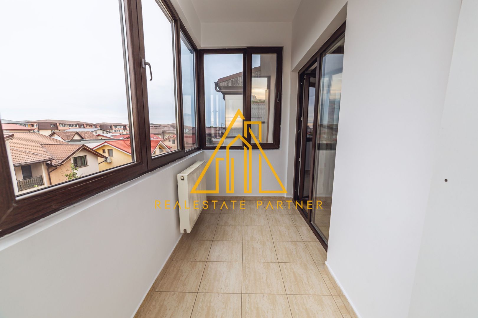 Apartament luminos, completat de spații utile și confortul de care ai nevoie! - Poză 9