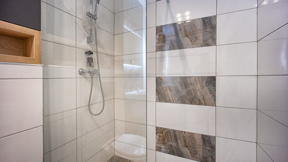 Apartament deosebit cu terasă panoramică – Sanpetru, Str. Sfinții Constantin - Poză 15