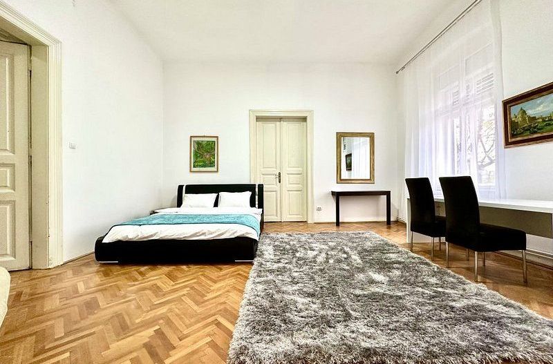 Apartament central, 4 camere - renovat - Poză 16