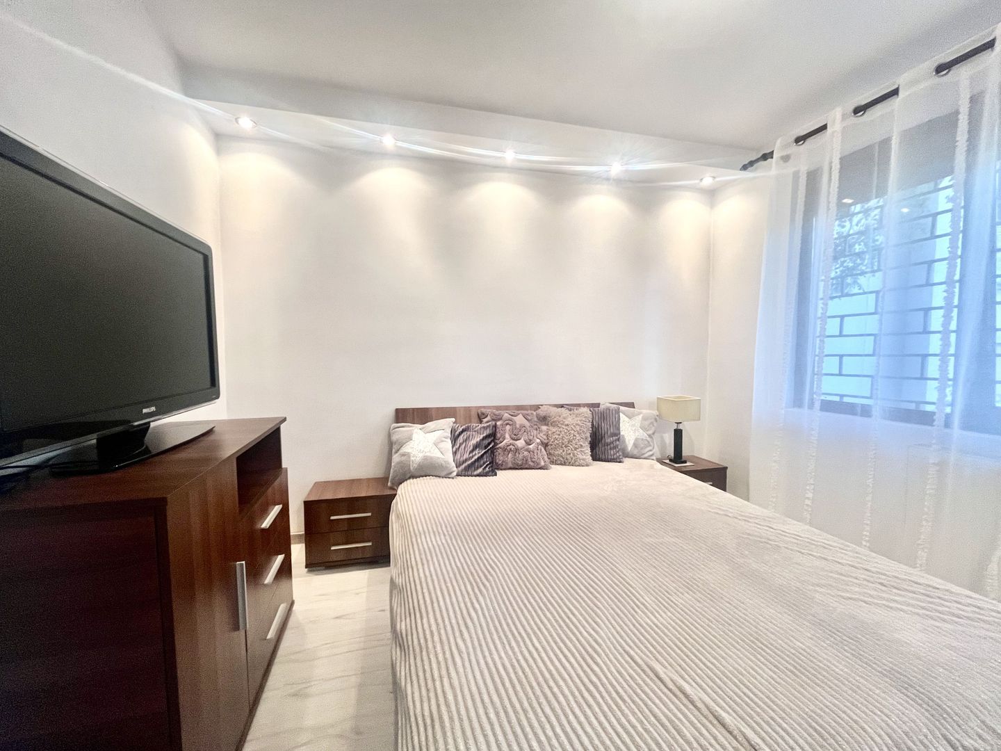 Apartament 3 camere, modern si spațios, zona Centrala- Take Ionescu - Poză 3