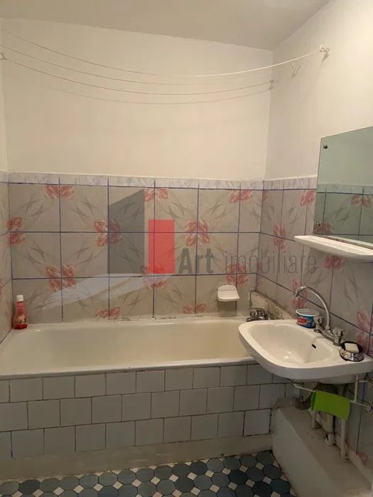 Apartament 3 camere Virtuții-Orsova - Poză 6