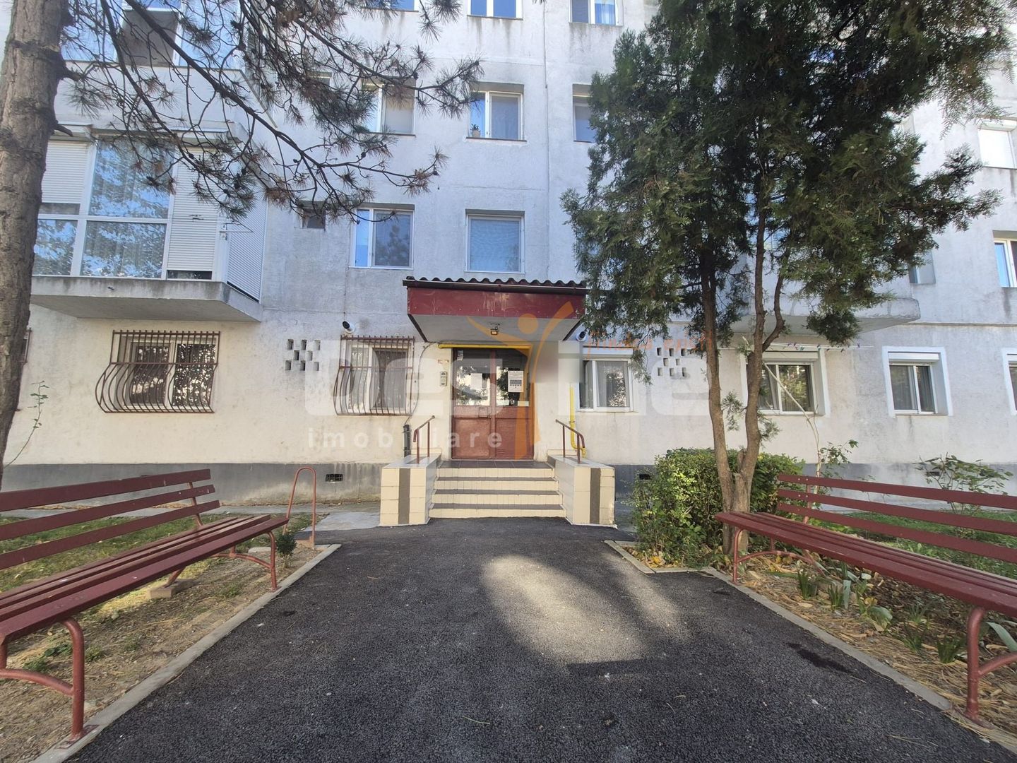 De închiriat apartament 2 camere- Zona Tomis Nord - Poză 10